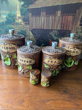 Vintage U.S.A. Treasure Craft Ceramic Kitchen Set, 6 Pieces, 1960s to 1970s.